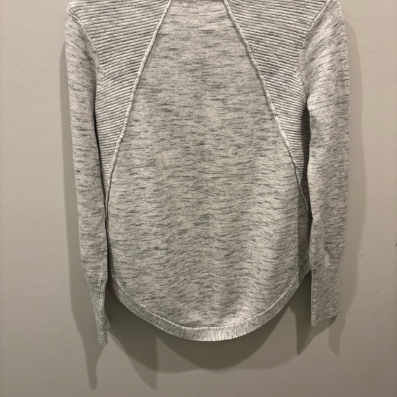 Cozy Soft RD Style Gray Crew Neck Long Sleeve Sweater - Picture 5 of 8